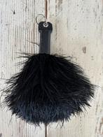 zwarte en roze leren struisvogelveren sleutelhanger, Ophalen of Verzenden, Gebruikt, Overige typen