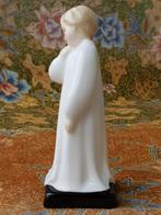 Darling mooi vintage Royal Doulton beeldje uit Engeland., Antiek en Kunst, Antiek | Porselein, Ophalen of Verzenden