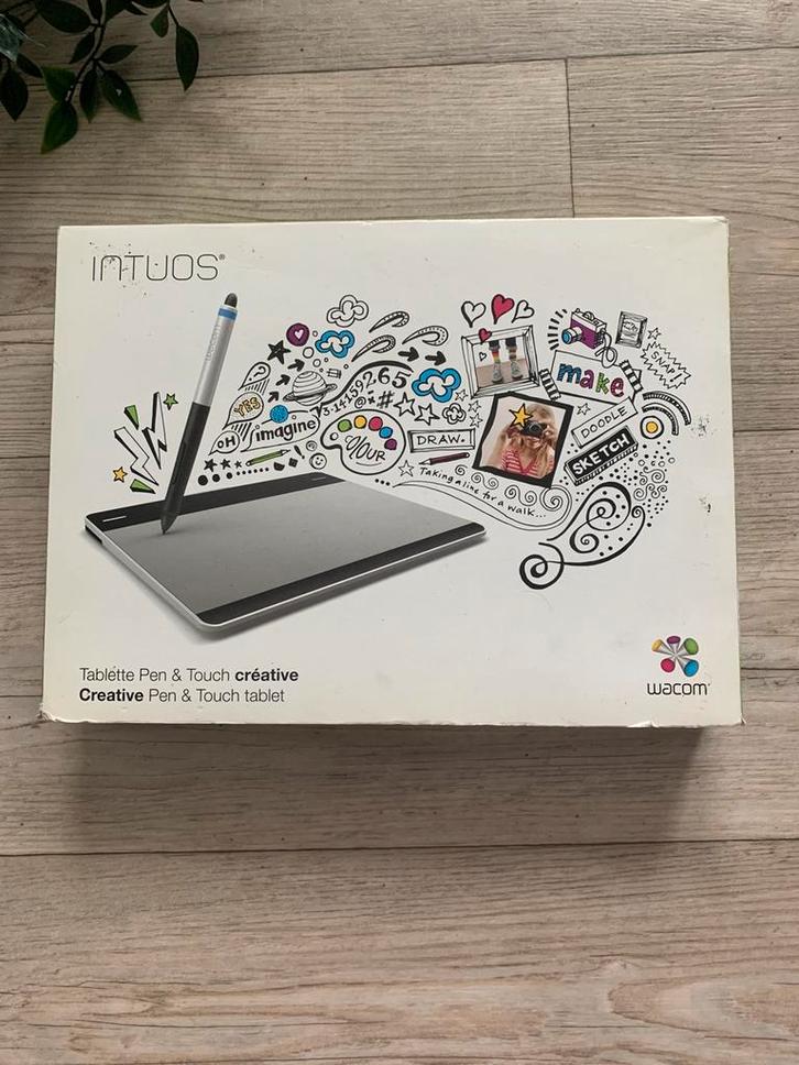 Wacom Intuos tekenpad, Computers en Software, Tekentablets, Zo goed als nieuw, Bedraad, Multi-touch, Ophalen of Verzenden