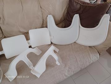 Stokke babyset 2x + 2x dienblad  + 1x newborn kuipje  125 € beschikbaar voor biedingen
