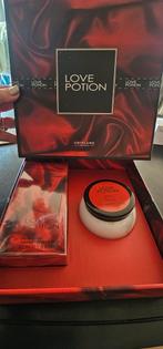 Oriflame set Love Potion, Ophalen of Verzenden, Nieuw, Overige typen, Gevuld