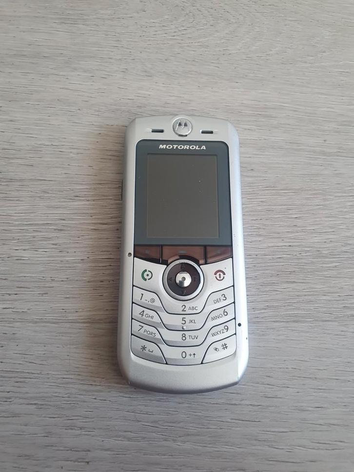 Zeldzame Motorola SLVR L2 in perfecte staat, Telecommunicatie, Mobiele telefoons | Hoesjes en Frontjes | Nokia, Zo goed als nieuw