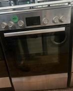 Zgan Bosch gasfornuis met garantie, Witgoed en Apparatuur, Fornuizen, Ophalen, 4 kookzones, Zo goed als nieuw, Gas