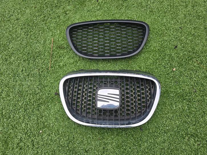 Seat Leon 1P Altea 5P Grill Embleemloos Honinggraat, Auto-onderdelen, Carrosserie en Plaatwerk, Bumper, Seat, Voor, Gebruikt, Ophalen of Verzenden