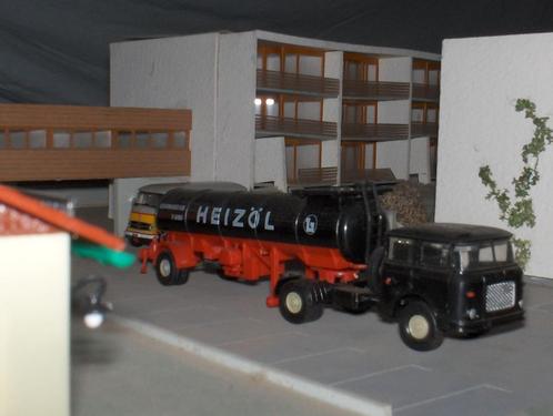 1976 Skoda S 706 RT met Heizöl tankwagen-oplegger, Hobby en Vrije tijd, Modelauto's | 1:87, Nieuw, Bus of Vrachtwagen, Ophalen of Verzenden