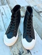 Love moschino sneakers, Ophalen of Verzenden, Zo goed als nieuw