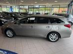 Toyota Auris Touring Sports 1.8 Hybr. Lease APK 10-25 NAVI B, Stof, Gebruikt, Bruin, Origineel Nederlands