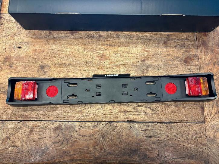 Thule Light Board 976  nieuw, Auto diversen, Fietsendragers, Nieuw, Trekhaakdrager, 2 fietsen, Ophalen of Verzenden
