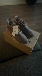 Yeezy Boost Mono Mist 48 2/3, Kleding | Heren, Schoenen, Overige kleuren, Nieuw, Ophalen of Verzenden, Sneakers of Gympen