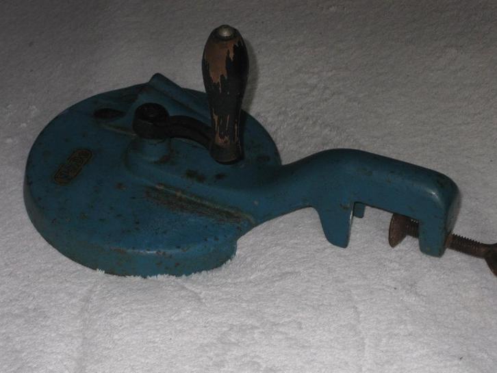 Pede Snijbonen Molen Petrolblauw Vintage, Huis en Inrichting, Keuken | Keukenbenodigdheden, Ophalen