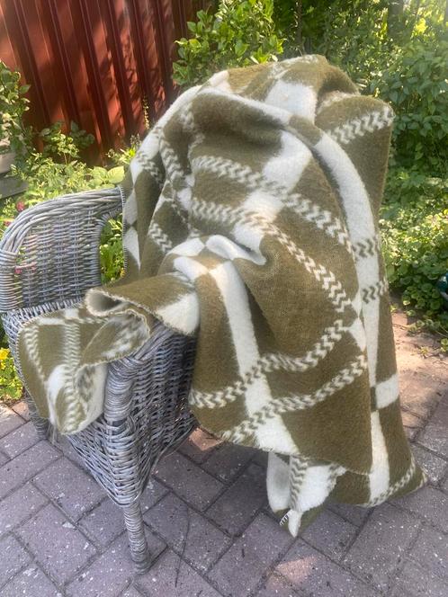 Prachtige khaki/ witte wollen vintage deken, Huis en Inrichting, Woonaccessoires | Plaids en Woondekens, Zo goed als nieuw, Ophalen of Verzenden