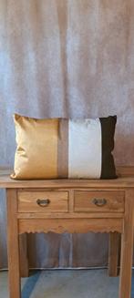 Kussen, Huis en Inrichting, Woonaccessoires | Kussens, Ophalen of Verzenden, Nieuw, Beige, Vierkant