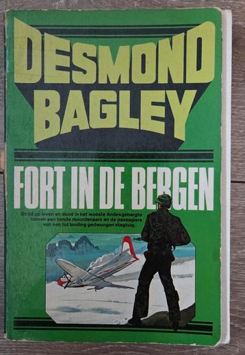 Desmond Bagley - Fort in de bergen beschikbaar voor biedingen