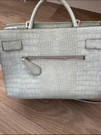 Guess Handtas Lichtblauw, Sieraden, Tassen en Uiterlijk, Tassen | Damestassen, Ophalen of Verzenden, Zo goed als nieuw, Blauw