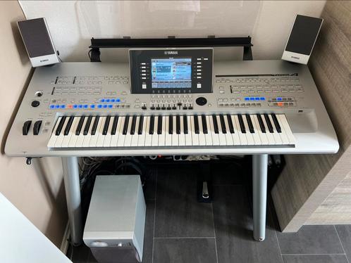 Yamaha Tyros 4 XXL Speaker set, Flight case , Sutain pedaal, Muziek en Instrumenten, Keyboards, Gebruikt, 61 toetsen, Yamaha, Aanslaggevoelig