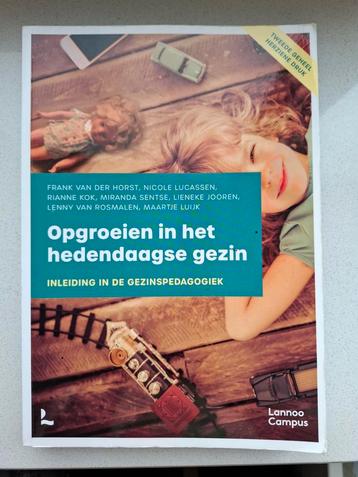 Frank van der Horst - Opgroeien in het hedendaagse gezin beschikbaar voor biedingen