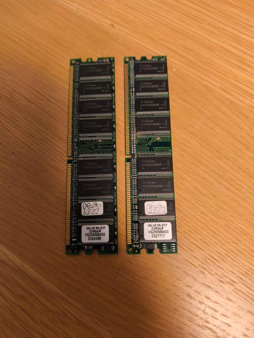 2x 256MB Corsair Value Select DDR400 Geheugen, Computers en Software, RAM geheugen, Gebruikt, Desktop, DDR, Ophalen of Verzenden