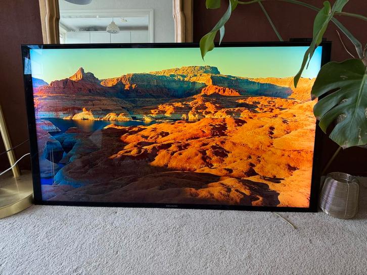 Bang & Olufsen BeoVision Avant 55 + Muurbeugel, Audio, Tv en Foto, Televisies, Gebruikt, LED, 100 cm of meer, 4k (UHD), 100 Hz