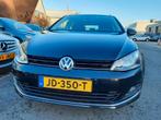 Volkswagen Golf Variant 1.2 TSI 110PK AUTOMAAT/NAVI/CAMERA/L, Gebruikt, 4 cilinders, Leder en Stof, Zwart
