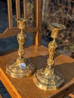 2 antieke bronzen kandelaars 24 cm hoog. €235., Ophalen, Koper of Brons