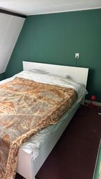 Massief houten bedframe 210 x 180 & ikea lattenbodem, Ophalen, Gebruikt, 210 cm, Tweepersoons
