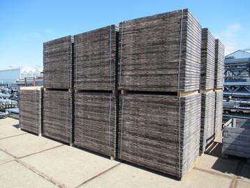 Steenschotten van goede kwaliteit uit voorraad leverbaar! beschikbaar voor biedingen