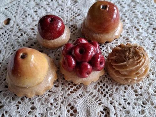 5 Mini nep gebakjes, Huis en Inrichting, Woonaccessoires | Overige, Nieuw, Ophalen of Verzenden