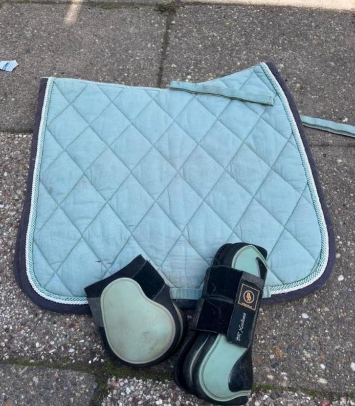 Dekje en pezen set blauw, Dieren en Toebehoren, Paarden en Pony's | Dekens en Dekjes, Gebruikt, Dekje, Ophalen of Verzenden