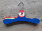 3 houten kinder hangers, Ophalen, Zo goed als nieuw, Hout, Kinderen