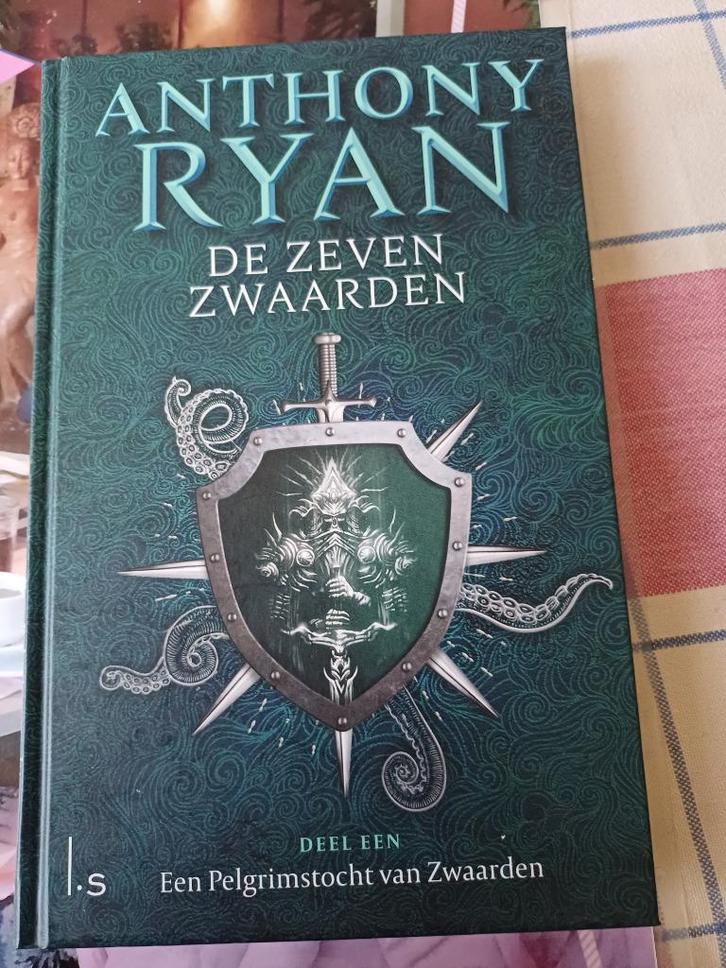 Anthony Ryan De zeven zwaarden.Een pelgrimstocht van zwaarde, Boeken, Fantasy, Gelezen, Ophalen