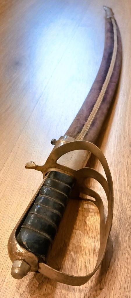 €200 Antieke zwaard sabel uit Verre Oosten Tulwar-Shamshir, Antiek en Kunst, Curiosa en Brocante, Ophalen