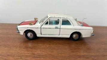 Dinky Toys Ford Cortina beschikbaar voor biedingen