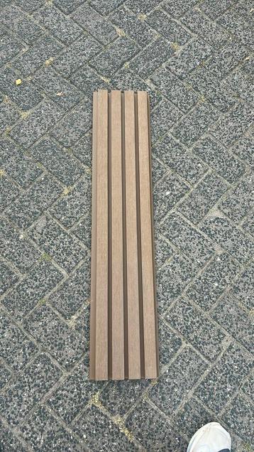 5x Composieten panelen 101cm x 20cm beschikbaar voor biedingen