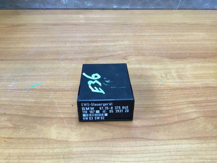 Module diversen BMW E36 61358375840, Auto-onderdelen, Elektronica en Kabels, BMW, Gebruikt, Ophalen of Verzenden