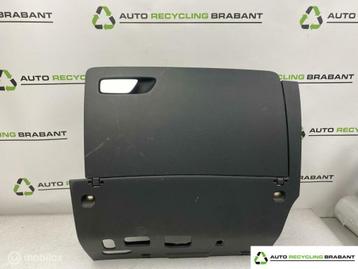 Dashboardkastje Audi A3 8V ORIGINEEL 8V1857035B beschikbaar voor biedingen