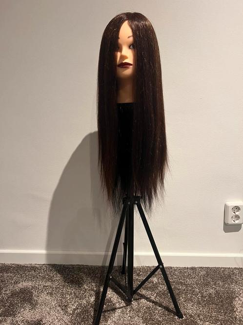 Oefenhoofd met statief. NIEUW. 70 cm haar + extra, Sieraden, Tassen en Uiterlijk, Uiterlijk | Haarverzorging, Zo goed als nieuw