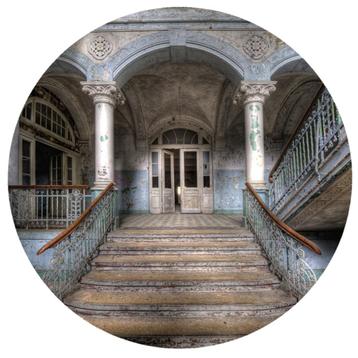 Behangcirkel Oude Trappen, muurcirkel, muursticker oude trap beschikbaar voor biedingen