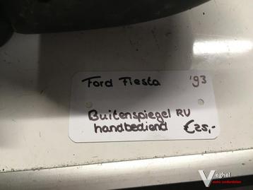 Ford Fiesta 1993 Buitenspiegel Handbediend Rechtsvoor beschikbaar voor biedingen