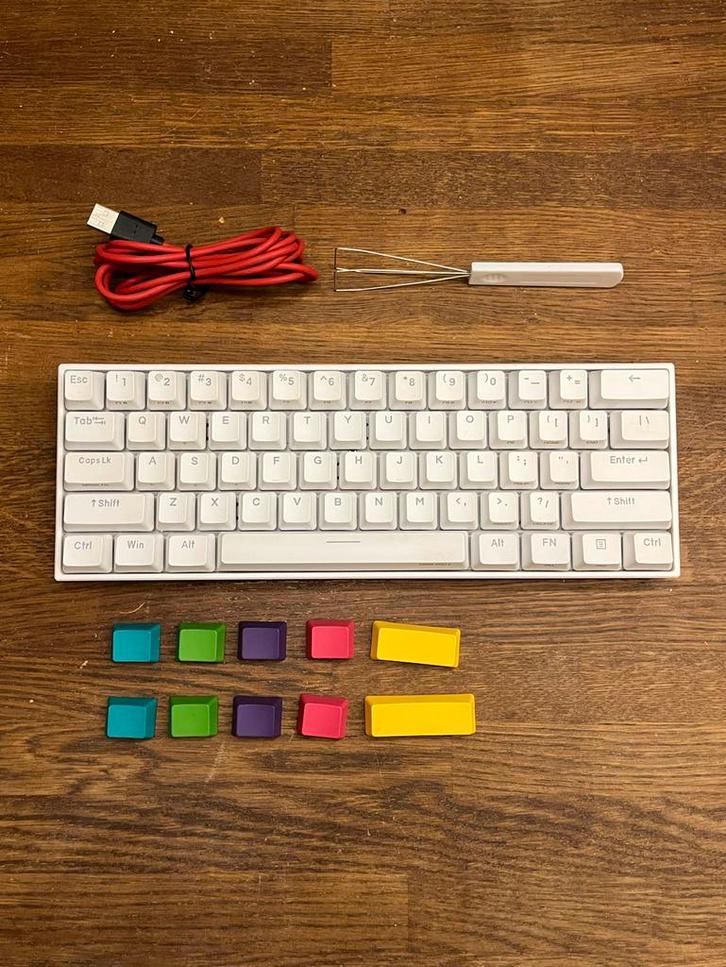 Anne Pro II Mechanisch Toetsenbord, Computers en Software, Toetsenborden, Zo goed als nieuw, Qwerty, Draadloos, Gaming toetsenbord