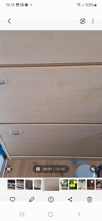 schoenenkast beschikbaar voor biedingen