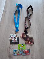 Keycord lanyard disney met pins en disney world giftcards, Verzamelen, Overige Verzamelen, Ophalen of Verzenden, Zo goed als nieuw