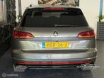 Volkswagen Touareg 3.0 R|Pano|Massage|Hybrid|21"|, Automaat, Gebruikt, 2995 cc, 462 pk