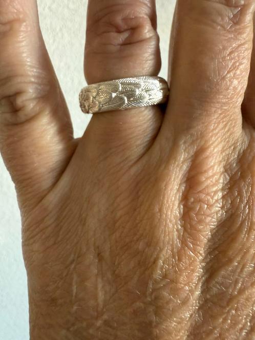 S093/ Zilveren THOMAS SABO ring Veren 17, Sieraden, Tassen en Uiterlijk, Ringen, Gebruikt, Dame, 17 tot 18, Zilver, Zilver, Verzenden