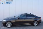 BMW 528i AUT. M-Sport Sophistograu Schuifdak Camera Elek. Tr, Automaat, Euro 5, Gebruikt, Zwart