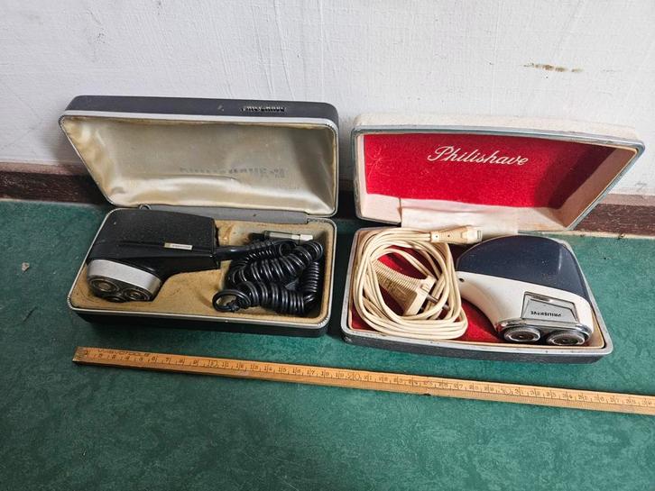 Vintage Philips Philishave Scheerapparaten - Set van 2, Witgoed en Apparatuur, Persoonlijke-verzorgingsapparatuur, Gebruikt, Scheren en Epileren