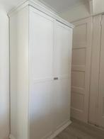 Klassieke witte kledingkast met twee deuren, 50 tot 100 cm, 150 tot 200 cm, 50 tot 75 cm, Zo goed als nieuw