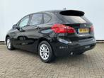 BMW 2 Serie Active Tourer 218i Autom Sportzetels Navi Led Ho, Auto's, 1345 kg, 136 pk, Gebruikt, Euro 6