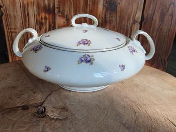 Vintage brocante dekschaal met paarse rozen beschikbaar voor biedingen