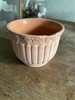 Mooie grote Sierlijke terracotta bloempot tuinpoort bloembak, Tuin en Terras, Bloempotten, Rond, Ophalen of Verzenden, Zo goed als nieuw