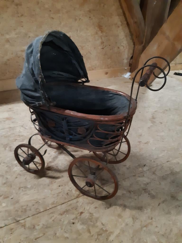 Vintage poppenwagen, Antiek en Kunst, Ophalen of Verzenden